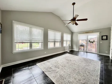 3218 West 97th Street Evergreen Park IL 60805