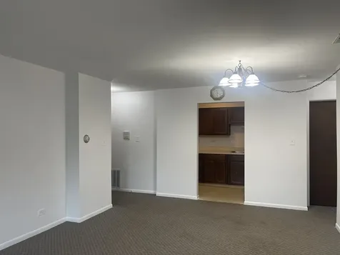 703 West Central Road Mount Prospect IL 60056