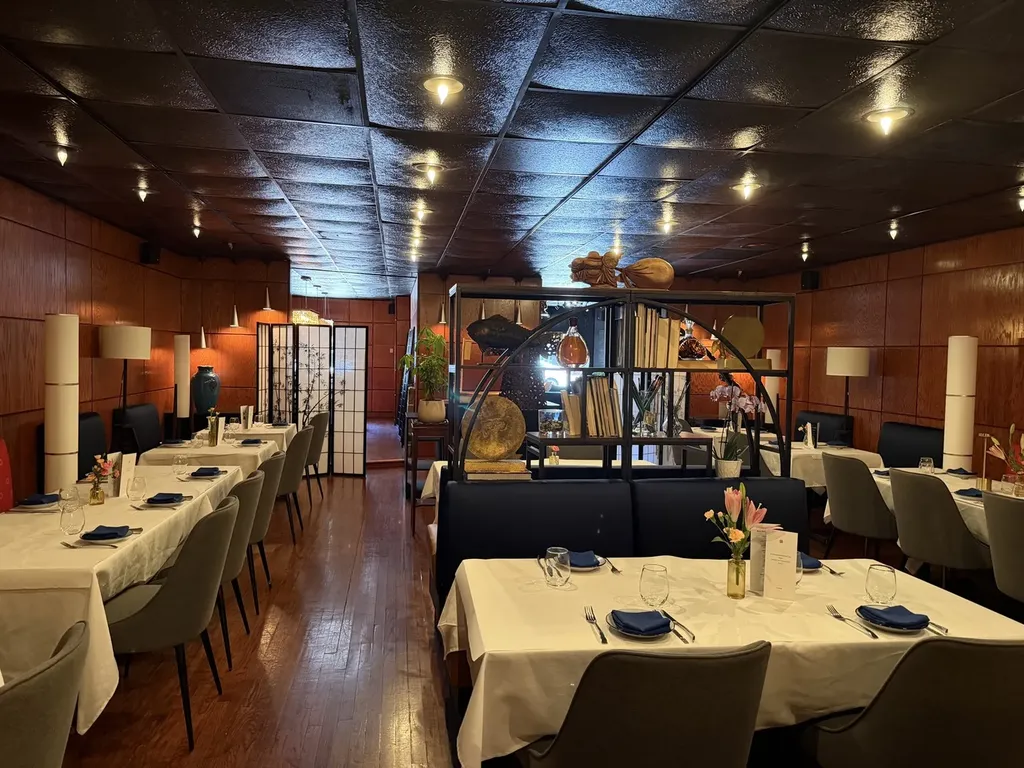 2830 North Milwaukee Avenue Chicago IL 60618