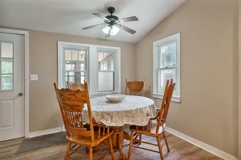 1611 Michigan Avenue Rockford IL 61102