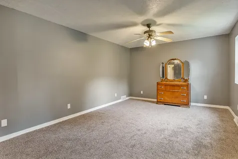 1611 Michigan Avenue Rockford IL 61102