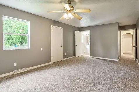 1611 Michigan Avenue Rockford IL 61102