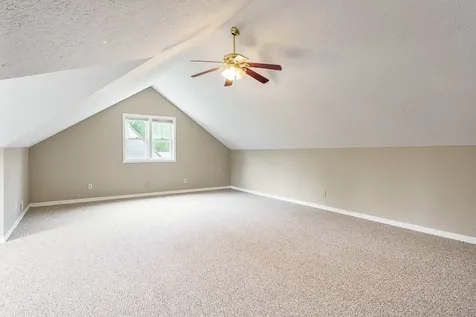 1611 Michigan Avenue Rockford IL 61102