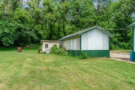 1611 Michigan Avenue Rockford IL 61102