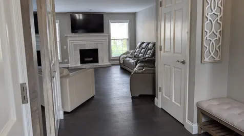 233 Lorraine Circle Bloomingdale IL 60108