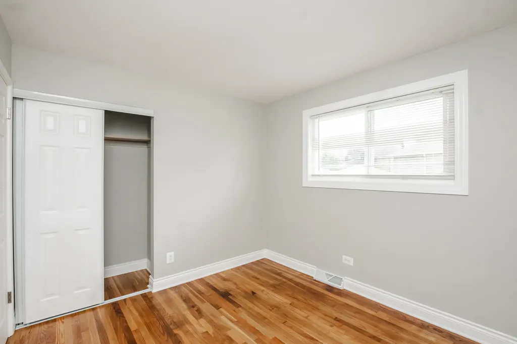 9227 South Perry Avenue Chicago IL 60620