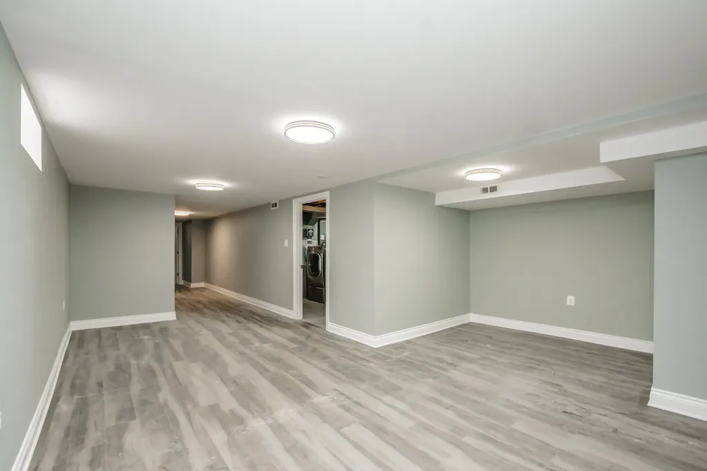 9227 South Perry Avenue Chicago IL 60620
