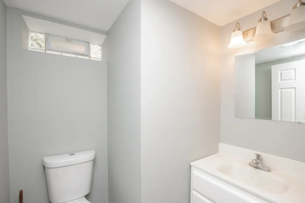 9227 South Perry Avenue Chicago IL 60620