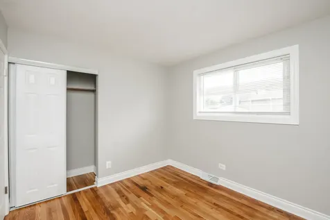 9227 South Perry Avenue Chicago IL 60620