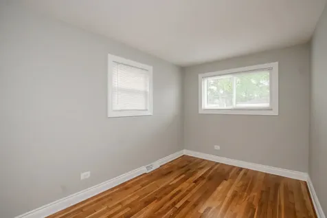 9227 South Perry Avenue Chicago IL 60620