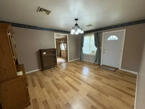 836 East Locust Street Watseka IL 60970