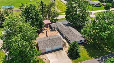 302 West Main Street Mahomet IL 61853