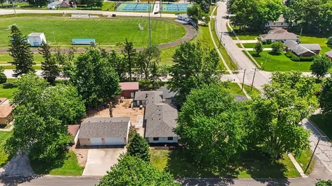 302 West Main Street Mahomet IL 61853