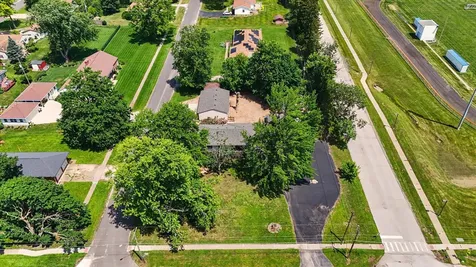 302 West Main Street Mahomet IL 61853