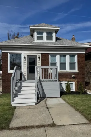 5542 West 64th Street Chicago IL 60638
