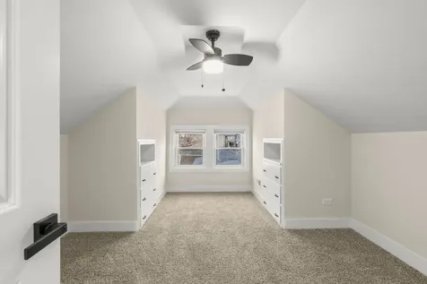5542 West 64th Street Chicago IL 60638