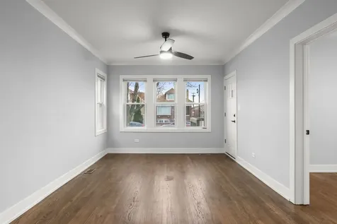 5542 West 64th Street Chicago IL 60638