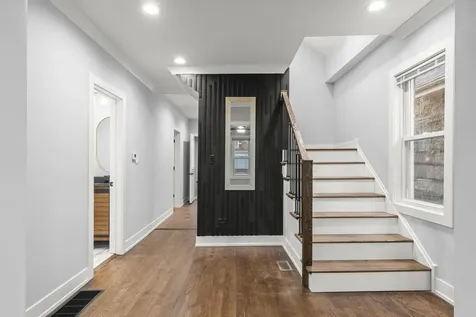 5542 West 64th Street Chicago IL 60638