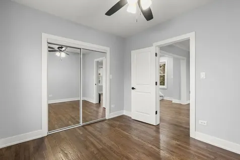5542 West 64th Street Chicago IL 60638