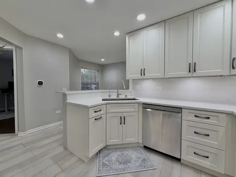 112 Pembroke Circle Lake Bluff IL 60044