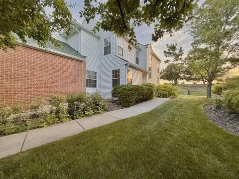 112 Pembroke Circle Lake Bluff IL 60044
