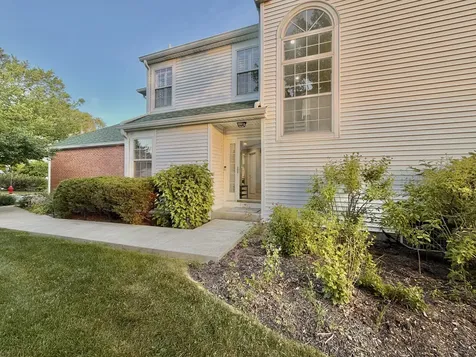 112 Pembroke Circle Lake Bluff IL 60044