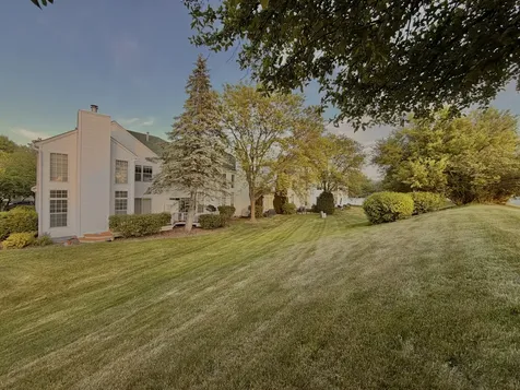 112 Pembroke Circle Lake Bluff IL 60044