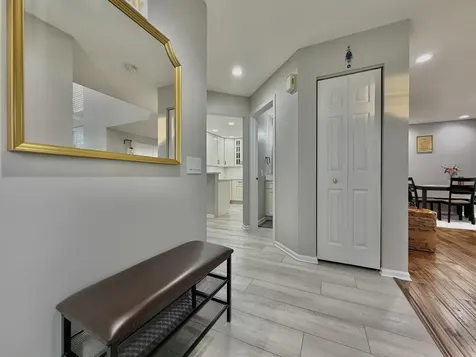 112 Pembroke Circle Lake Bluff IL 60044