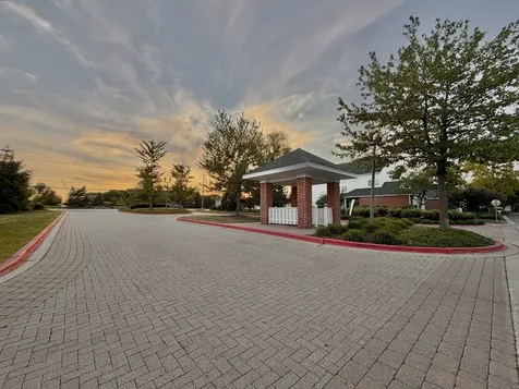 112 Pembroke Circle Lake Bluff IL 60044