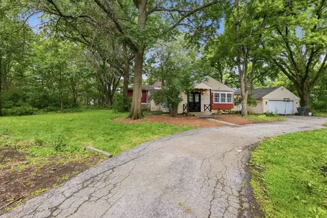 4121 Sunset Road Matteson IL 60443