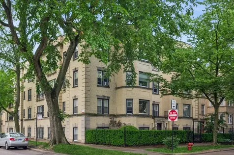 6454 North Damen Avenue Chicago IL 60645