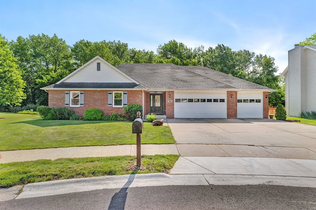 525 Stacey Court Braidwood IL 60408