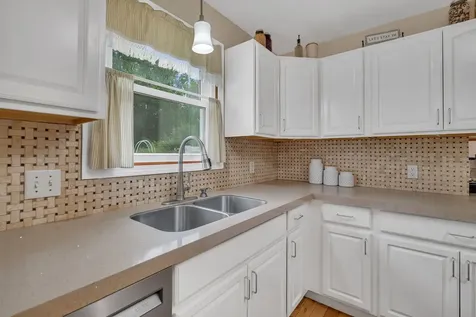 525 Stacey Court Braidwood IL 60408