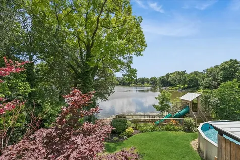 585 Killarney Pass Circle Mundelein IL 60060
