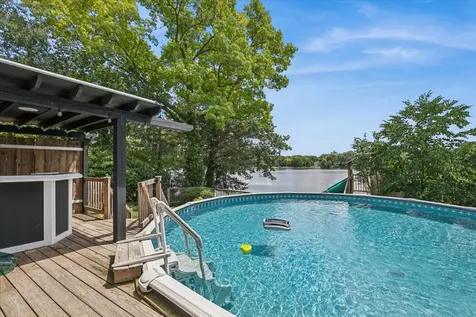 585 Killarney Pass Circle Mundelein IL 60060