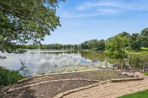 585 Killarney Pass Circle Mundelein IL 60060