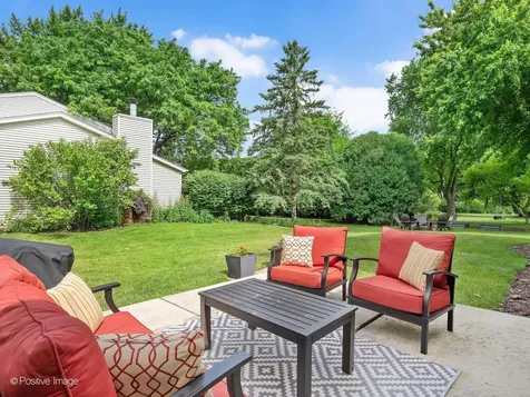 405 Blackhawk Drive Batavia IL 60510