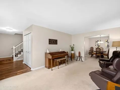 405 Blackhawk Drive Batavia IL 60510