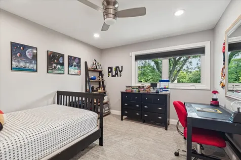 280 Aspen Lane Highland Park IL 60035