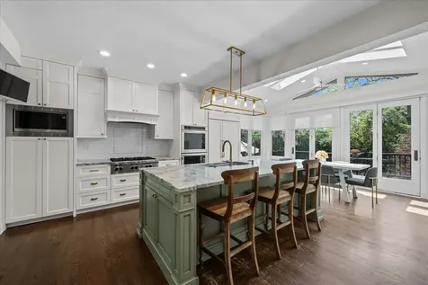 280 Aspen Lane Highland Park IL 60035