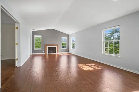 112 White Branch Court Buffalo Grove IL 60089