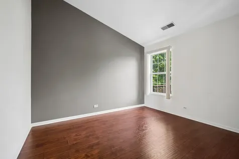 112 White Branch Court Buffalo Grove IL 60089