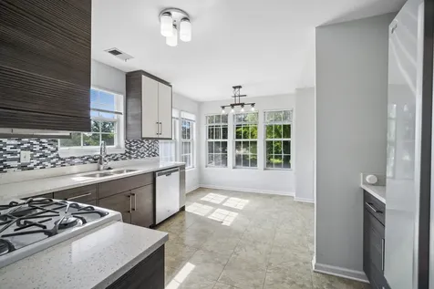 112 White Branch Court Buffalo Grove IL 60089