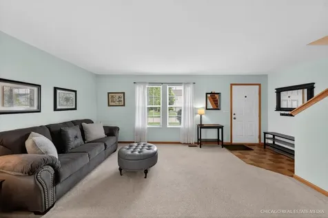 1196 Port Royal Road Pingree Grove IL 60140
