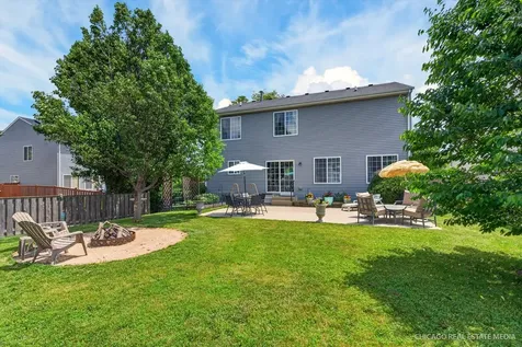1196 Port Royal Road Pingree Grove IL 60140