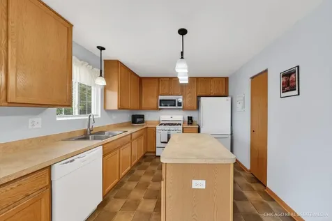 1196 Port Royal Road Pingree Grove IL 60140