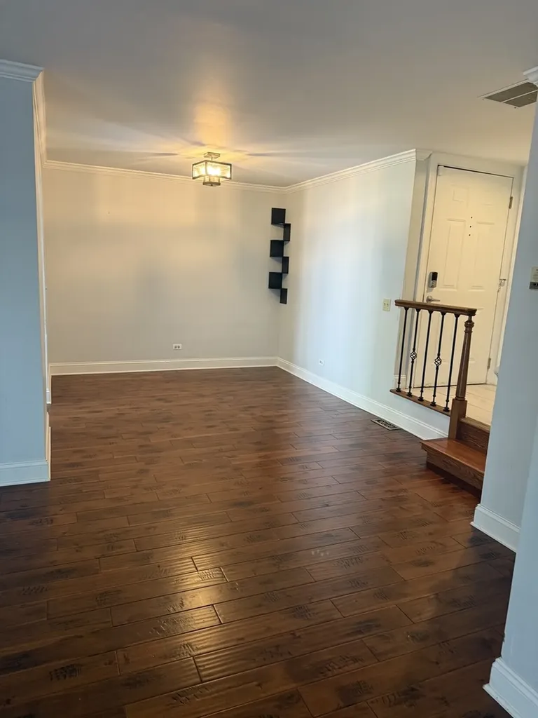 629 Dana Court Naperville IL 60563