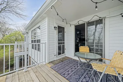 648 Portage Court Vernon Hills IL 60061