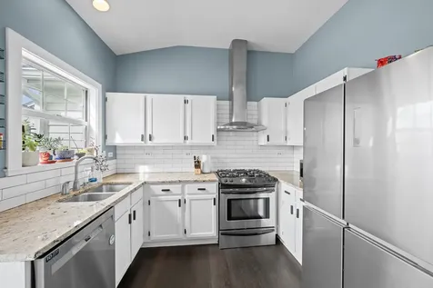648 Portage Court Vernon Hills IL 60061