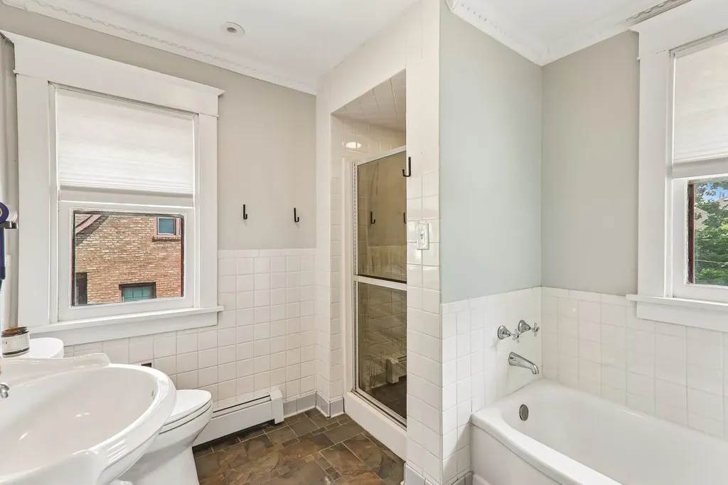 4917 Highland Avenue Downers Grove IL 60515